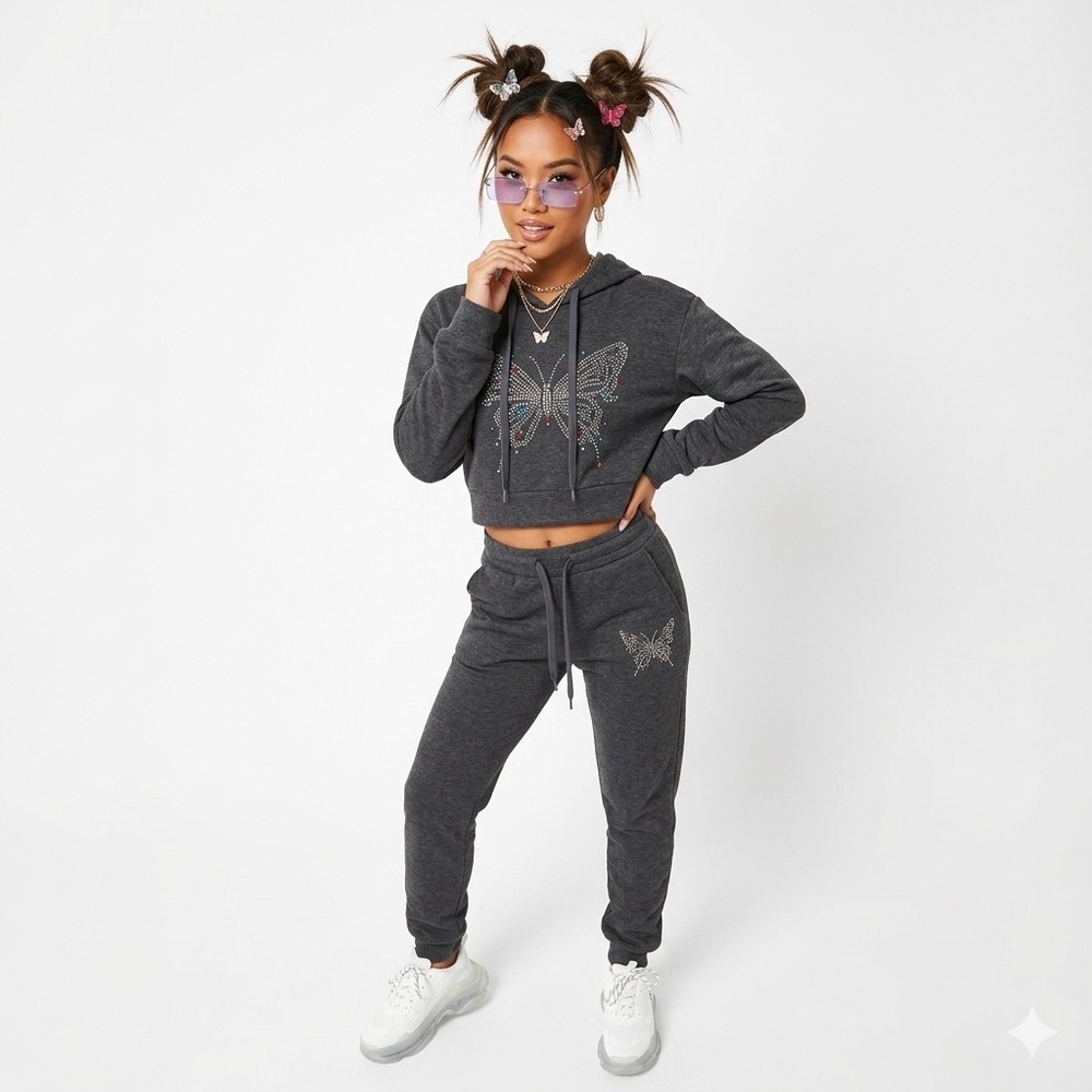 11. Y2K Rhinestone Butterfly Matching Sweat Set Sweatshirt Sweatpants Super Soft